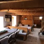 Cherz Romantic House *