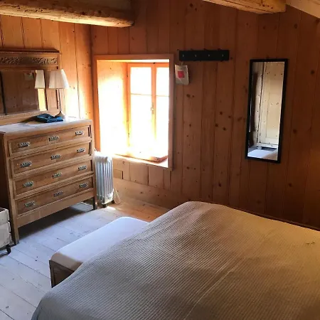Cherz Romantic House Chalet